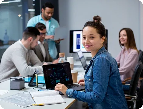 SecureITSM Cybersecurity Professionals Collaborating in a Modern SOC